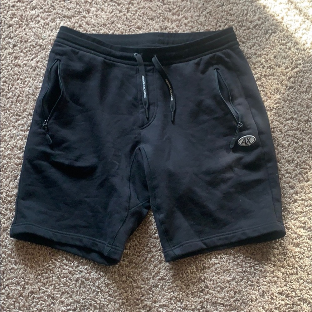 Men’s jogger shorts
